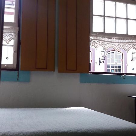 Hostel Imperial Оро Прето Екстериор снимка